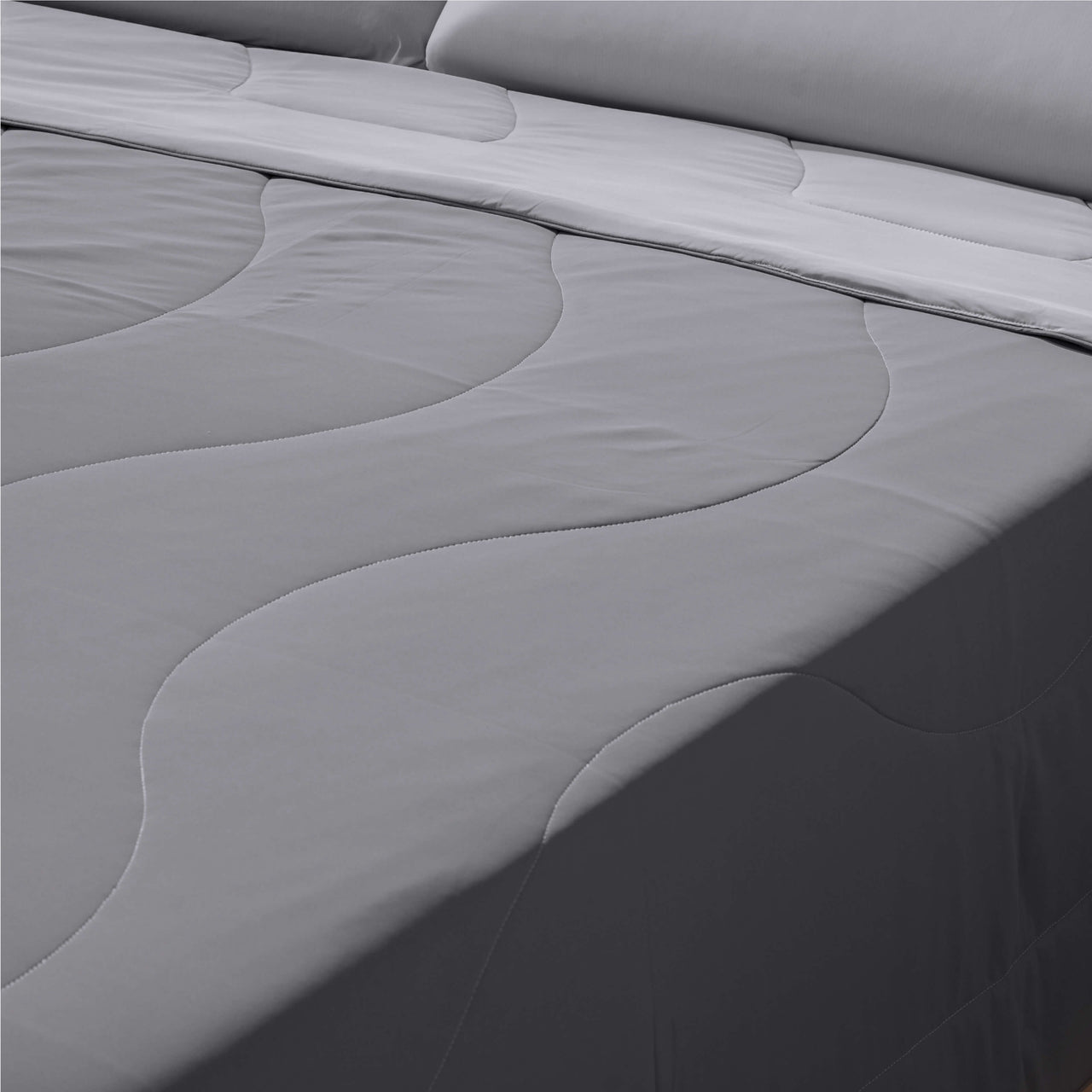 https://rest.com/cdn/shop/files/Catalog_Comforter-5.jpg?v=1756717852&width=1280