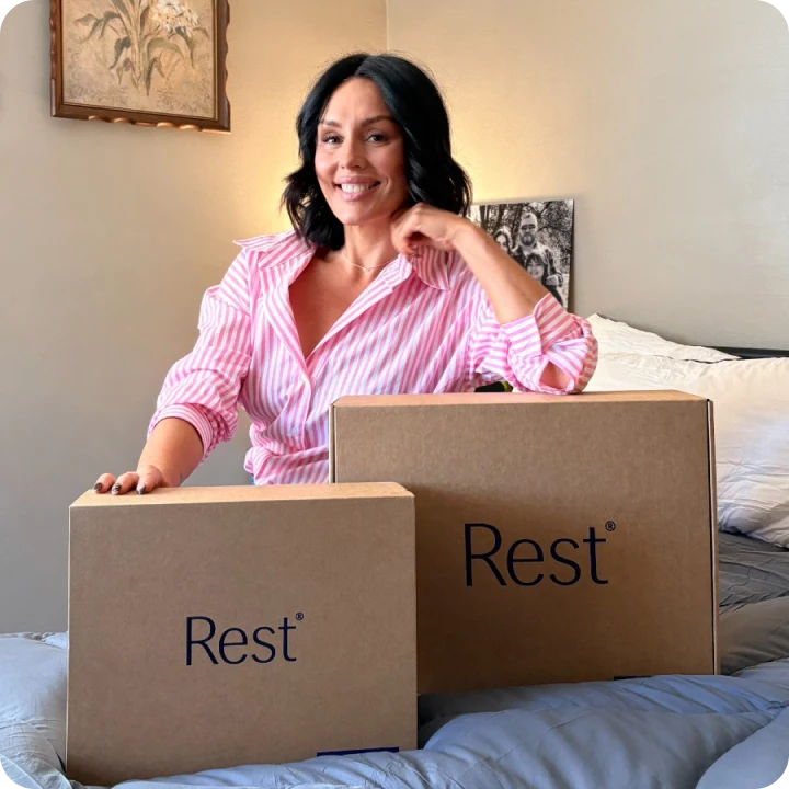 Danielle with the Evercool® Comforter