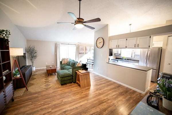 ZenDen 3 bedrooms w/ Sauna near Bridgepark
